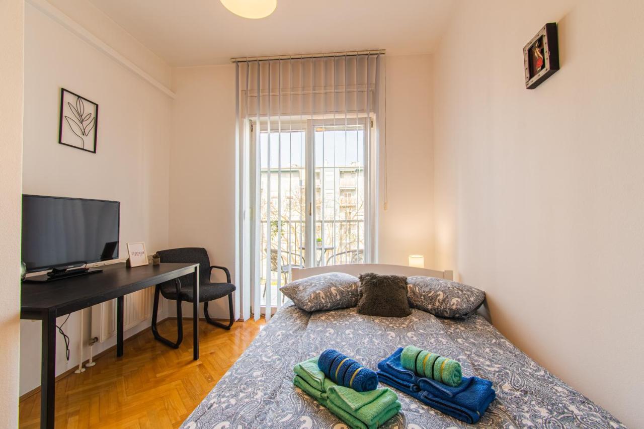 شقة Flexible Selfcheckins 47 - Zagreb - Two Loggia - New - 3 Beedroms - 2 Wc المظهر الخارجي الصورة