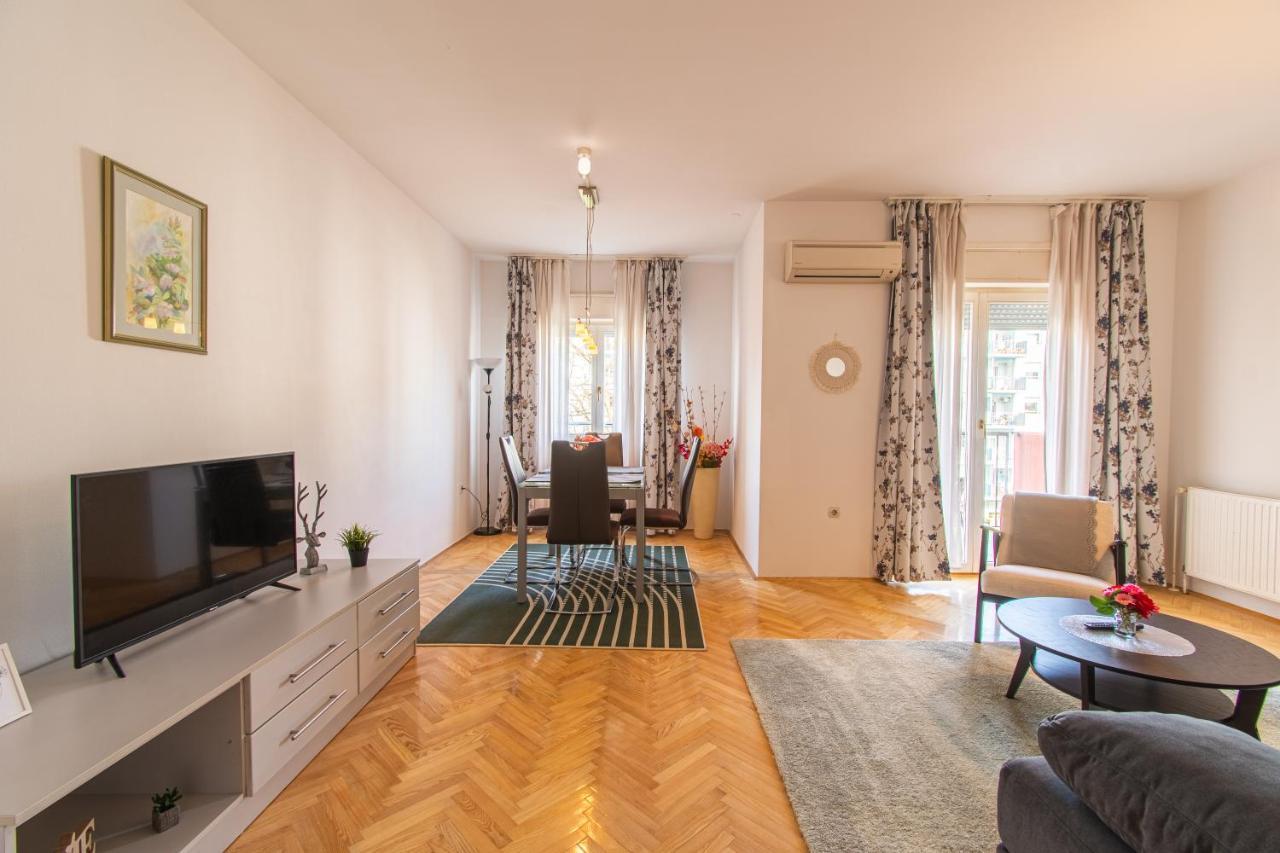 شقة Flexible Selfcheckins 47 - Zagreb - Two Loggia - New - 3 Beedroms - 2 Wc المظهر الخارجي الصورة