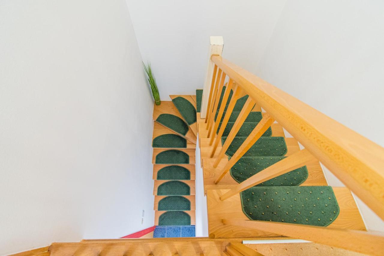 شقة Flexible Selfcheckins 47 - Zagreb - Two Loggia - New - 3 Beedroms - 2 Wc المظهر الخارجي الصورة